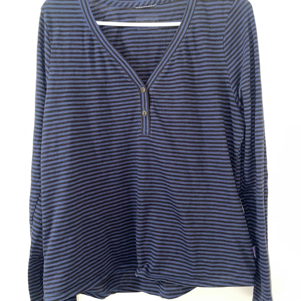 PATAGONIA Striped Navy Blue Women's Top BIN A